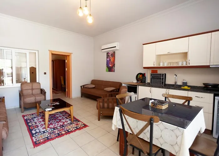 Tokgoz Butik Hotel&apartment מלון דירות אולודניץ