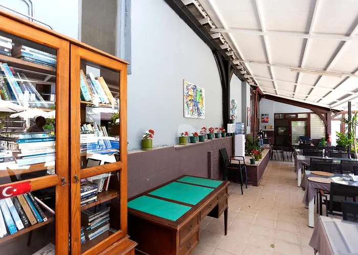 Tokgoz Butik Hotel&apartment מלון דירות